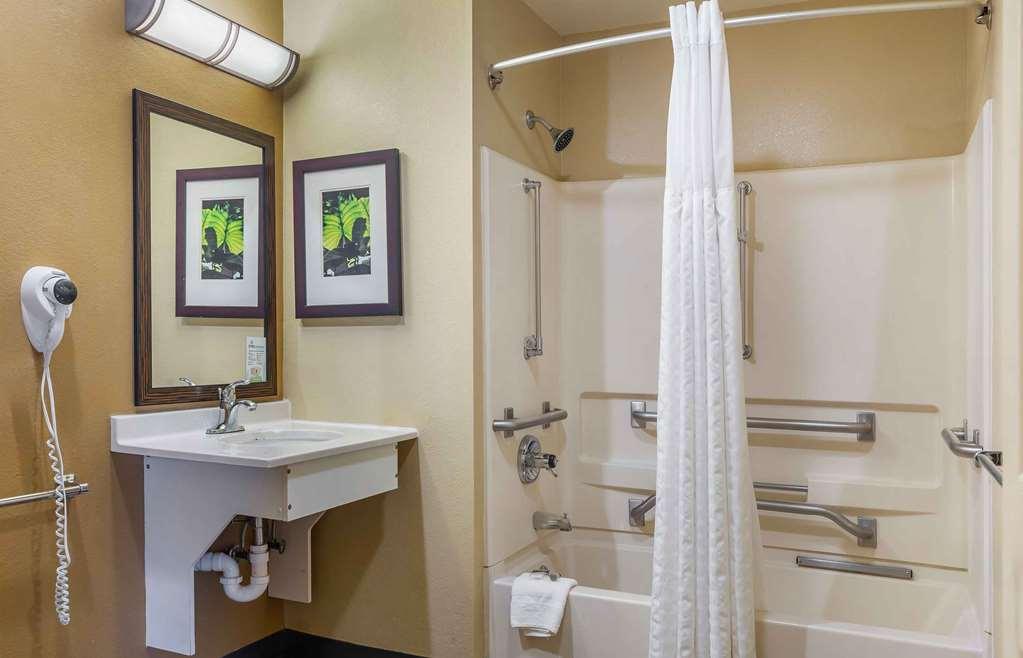 Extended Stay America Suites - Boston - Westborough - Computer Dr Room photo